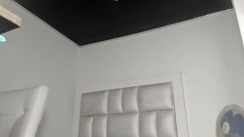 princess_tokyo_ online show from 11.24.25