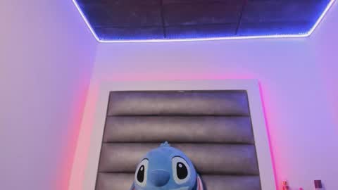 princess_tokyo_ online show from 11.27.25