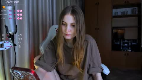 Snapshot of princessaalicc chatting on 01.05.26 princessaalicc online show from 01.05.26