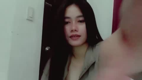 Snapshot of princessaliana chatting on 12.12.24 princessaliana online show from 12.12.24