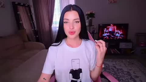Snapshot of princessamira1 chatting on 06.28.26 princessamira1 online show from 06.28.26