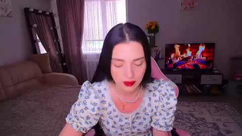 Snapshot of princessamira1 chatting on 07.18.26 princessamira1 online show from 07.18.26