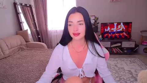 Snapshot of princessamira1 chatting on 08.06.26 princessamira1 online show from 08.06.26