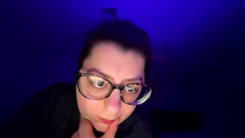 Snapshot of princesscutieex chatting on 11.22.25 princesscutieex online show from 11.22.25