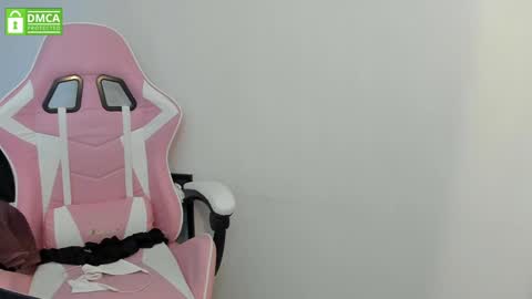 Snapshot of princesse_katey chatting on 01.04.25 miss me check out my YT   online show from 01.04.25