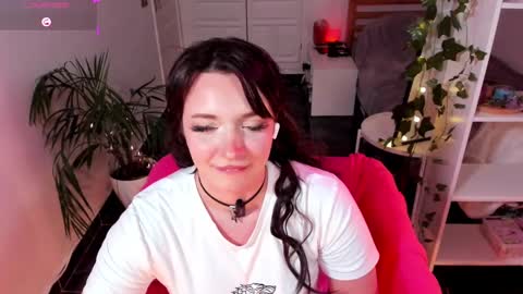 Snapshot of princessfoxyx chatting on 01.11.25 Princess Foxy online show from 01.11.25