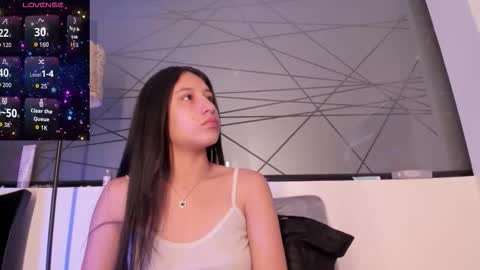 Snapshot of princesstina06 chatting on 10.08.25 Valentina online show from 10.08.25