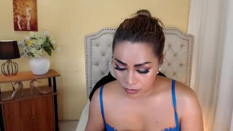 Snapshot of princessyanzy chatting on 02.25.25 princessyanzy1 online show from 02.25.25