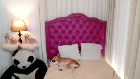 Snapshot of princessyanzy chatting on 09.13.25 princessyanzy1 online show from 09.13.25