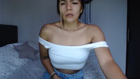 Snapshot of priscila_black chatting on 02.21.25 Marcela online show from 02.21.25