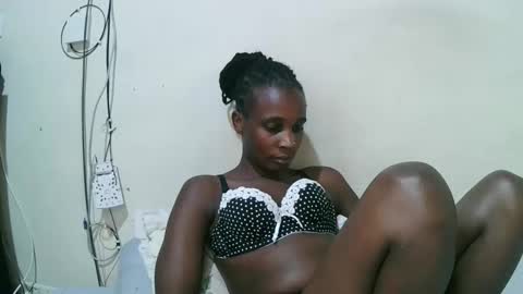 pritty_amber online show from 05.15.26