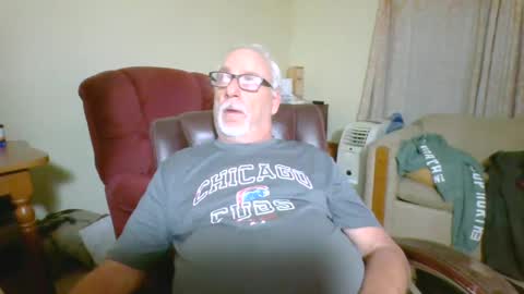 Snapshot of prlbob77 chatting on 01.26.25 prlbob77 online show from 01.26.25
