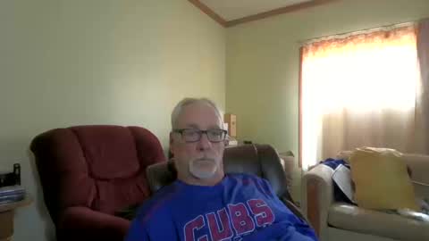 Snapshot of prlbob77 chatting on 10.18.25 prlbob77 online show from 10.18.25