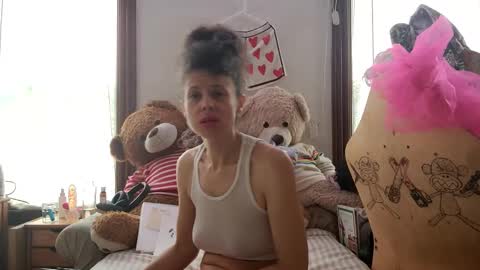 Snapshot of professorhushh chatting on 11.13.25 professorhushh online show from 11.13.25