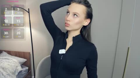 Snapshot of prohibited_content chatting on 12.21.25 Sofi online show from 12.21.25