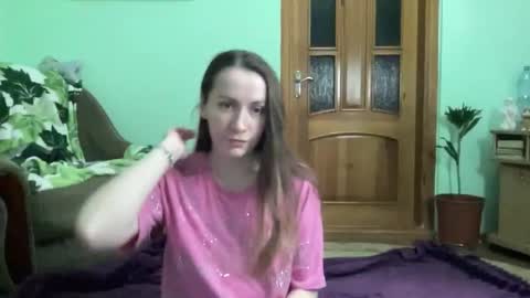 Snapshot of proud_sweet_21 chatting on 09.30.25 proud sweet 21 online show from 09.30.25
