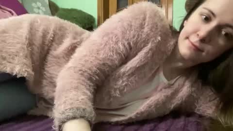 Snapshot of proud_sweet_21 chatting on 10.17.25 proud sweet 21 online show from 10.17.25