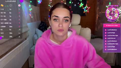 Queen of Pain online show from 01.16.25