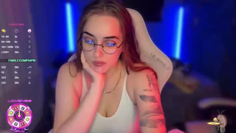 Queen of Pain online show from 12.19.25