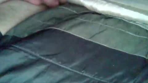 Im horny and therefore just want free fun so if you fancy a free c2c just drop us a message online show from 12.29.24