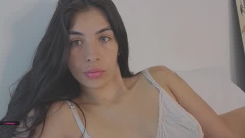 Snapshot of pssiquiss chatting on 11.11.25 Katerine online show from 11.11.25