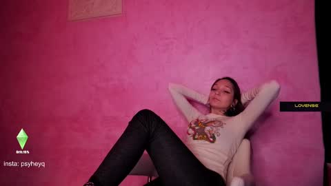 Snapshot of psyheya chatting on 12.03.24 LUCY -----    online show from 12.03.24