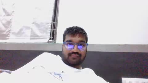 Snapshot of ptl1711 chatting on 10.28.25 ptl1711 online show from 10.28.25