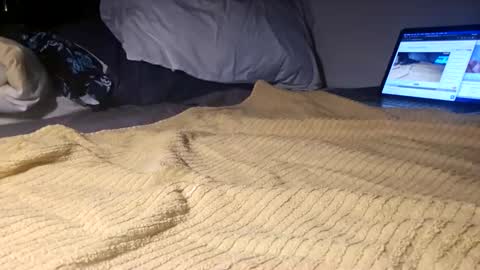 Snapshot of ptut82 chatting on 11.27.25 ptut82 online show from 11.27.25