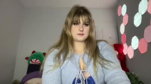 Snapshot of puckxbunnyy chatting on 02.20.25 Bunny online show from 02.20.25