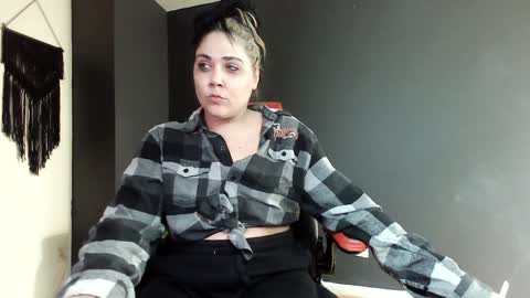 Krystle online show from 01.20.25