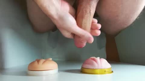 Snapshot of pude90 chatting on 10.14.25 PuDe90 online show from 10.14.25