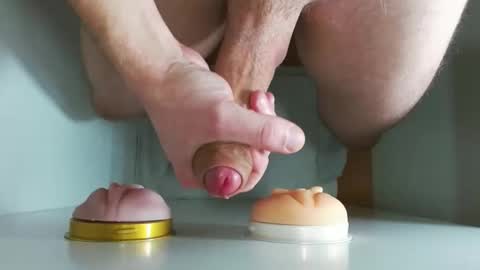 Snapshot of pude90 chatting on 11.25.25 PuDe90 online show from 11.25.25