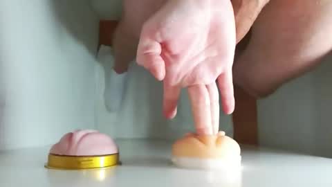 Snapshot of pude90 chatting on 12.23.25 PuDe90 online show from 12.23.25