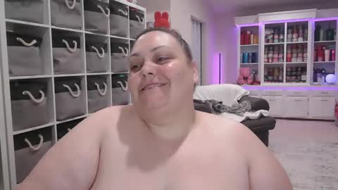 Snapshot of pugglelover chatting on 01.27.25 Puggie - online show from 01.27.25