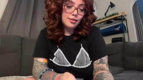Snapshot of pumpkin_bunny chatting on 06.16.26 Pumpkin bunny online show from 06.16.26