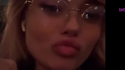 Snapshot of purebeautie chatting on 11.24.25 Katty online show from 11.24.25