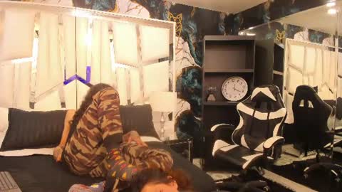 Snapshot of puretemptation_ chatting on 06.16.26 Experienced guys online show from 06.16.26