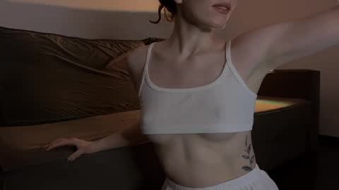 Marie online show from 02.10.25