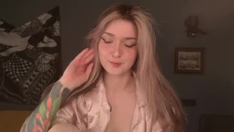 Bella online show from 04.25.26