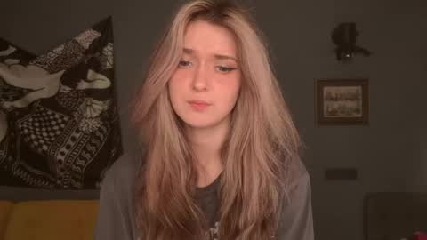 Bella online show from 04.25.26