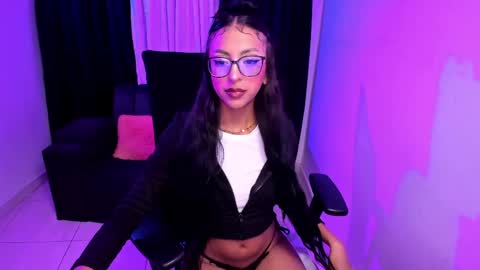 MEGANNNN online show from 04.17.26