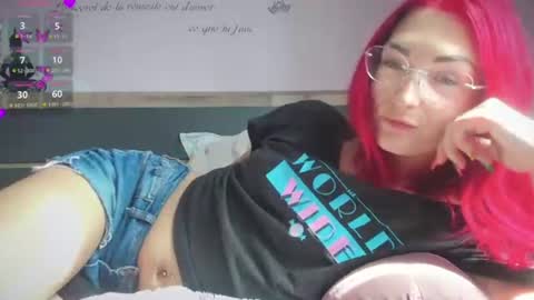 Snapshot of purplerainn69 chatting on 06.20.26 PurpleRainn69 Dina online show from 06.20.26