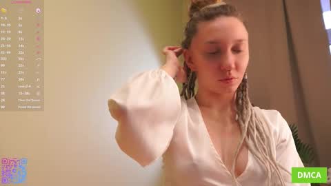 Snapshot of purssophie chatting on 11.03.25 Sophie Fav patterns 99199444press my buttons see what happens online show from 11.03.25