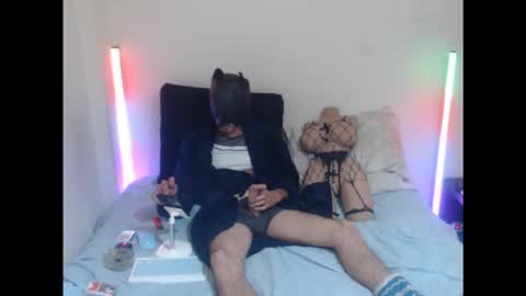 Snapshot of pussyhunterpt chatting on 11.22.25 Ruck Fules online show from 11.22.25