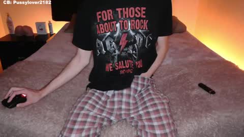 pussylover2182 online show from 09.29.25