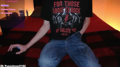 pussylover2182 online show from 11.24.25