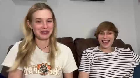 Snapshot of pussymoneywet chatting on 03.06.26 Lina online show from 03.06.26