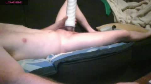Snapshot of pussypounder420690 chatting on 04.18.26 pussypounder420690 online show from 04.18.26