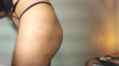 Snapshot of pussywetandwild chatting on 12.21.24 LHARA online show from 12.21.24