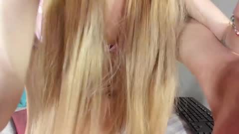 Snapshot of putinna chatting on 06.06.26 Pau Manchita online show from 06.06.26